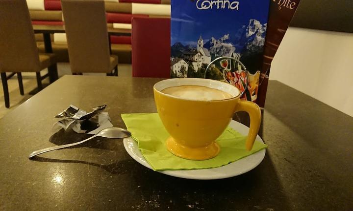 Eiscafe Cortina